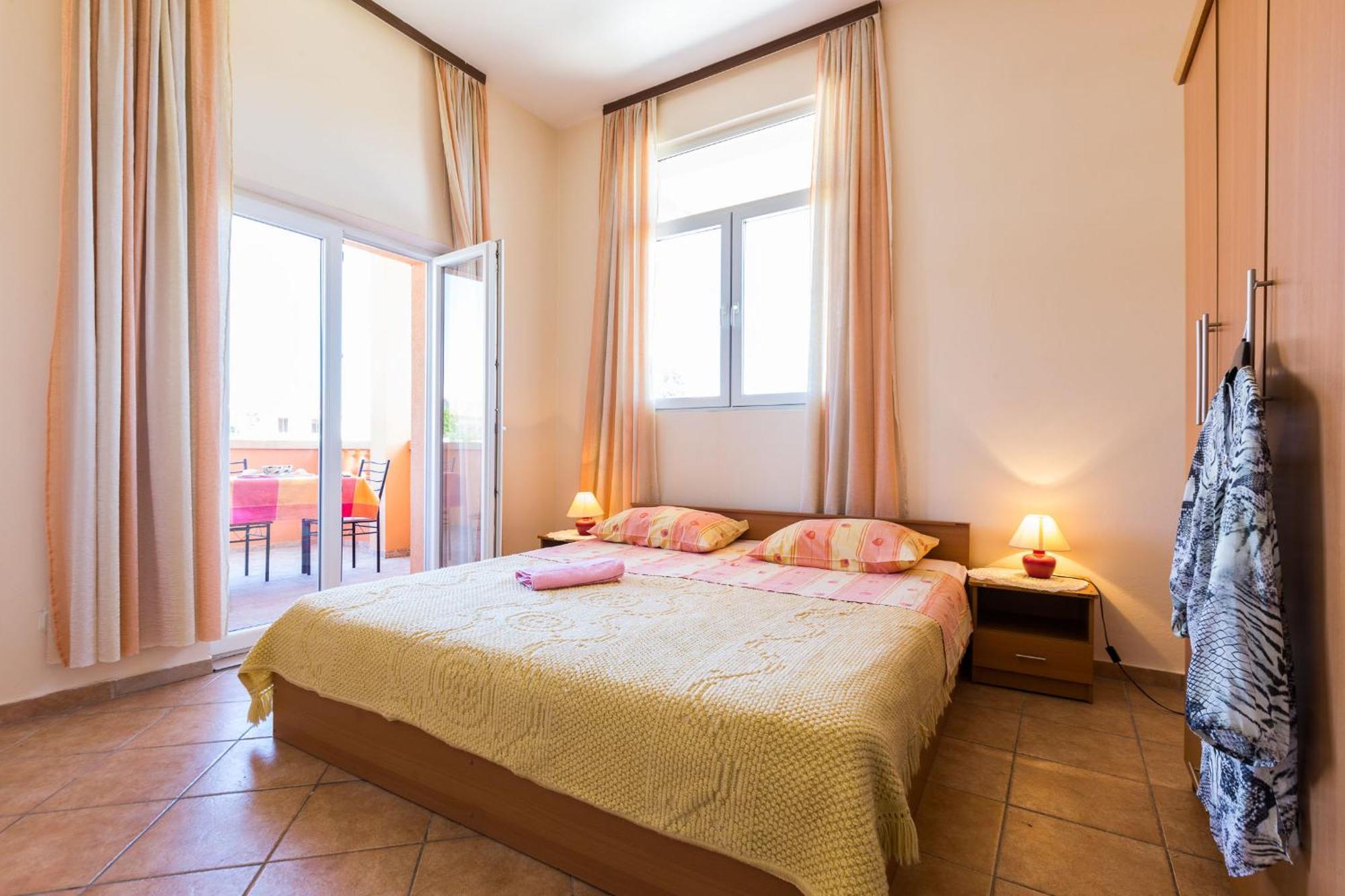Apartments Angelina Сукошан Экстерьер фото