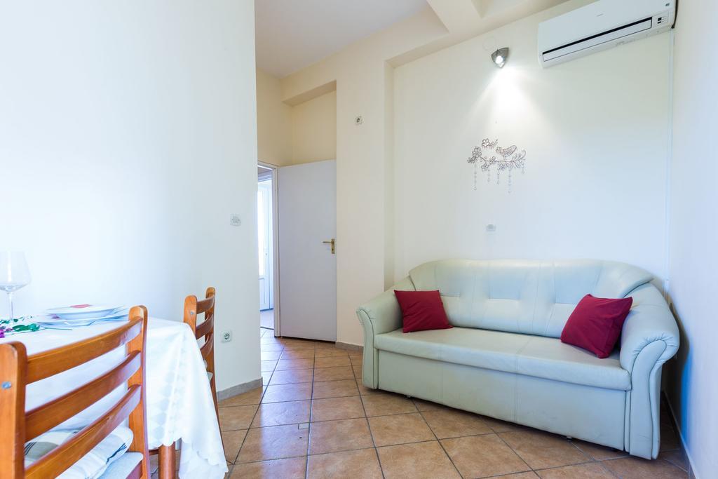 Apartments Angelina Сукошан Экстерьер фото